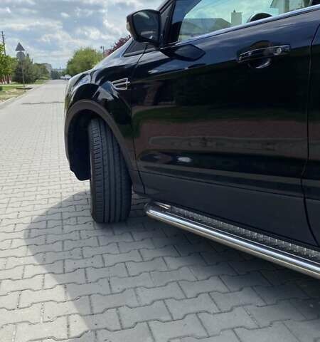 Чорний Форд Куга, об'ємом двигуна 2 л та пробігом 198 тис. км за 12699 $, фото 4 на Automoto.ua
