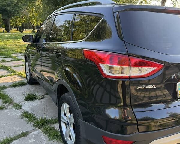 Чорний Форд Куга, об'ємом двигуна 2 л та пробігом 198 тис. км за 13500 $, фото 3 на Automoto.ua