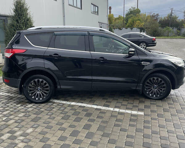 Черный Форд Куга, объемом двигателя 2 л и пробегом 172 тыс. км за 13500 $, фото 3 на Automoto.ua