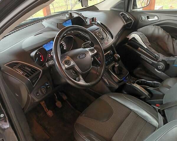 Форд Куга 2013 в Хусте на Automoto.ua Черный Форд Куга, объемом двигателя 2 л и пробегом 230 тыс. км за 11500 $, фото 5 на Automoto.ua