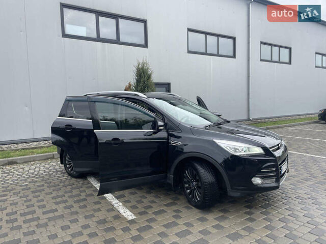 Черный Форд Куга, объемом двигателя 2 л и пробегом 172 тыс. км за 13500 $, фото 1 на Automoto.ua