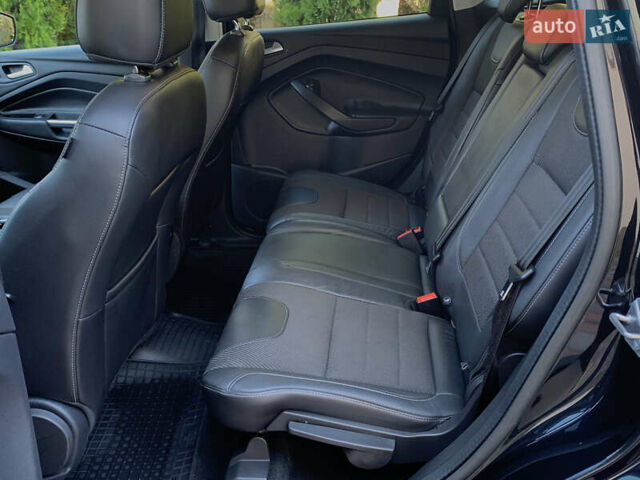 Черный Форд Куга, объемом двигателя 2 л и пробегом 117 тыс. км за 13300 $, фото 17 на Automoto.ua