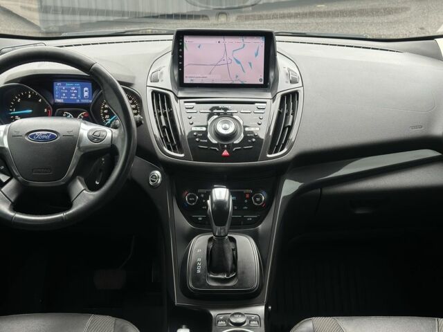 Черный Форд Куга, объемом двигателя 2 л и пробегом 155 тыс. км за 14500 $, фото 10 на Automoto.ua