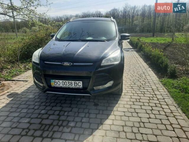 Черный Форд Куга, объемом двигателя 2 л и пробегом 202 тыс. км за 12500 $, фото 4 на Automoto.ua