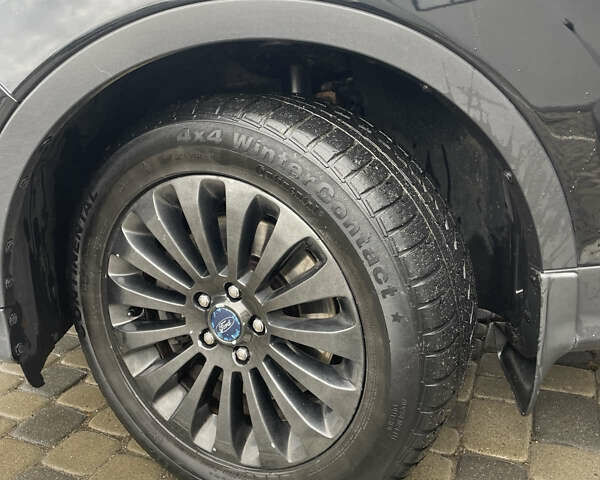 Черный Форд Куга, объемом двигателя 2 л и пробегом 172 тыс. км за 13500 $, фото 5 на Automoto.ua