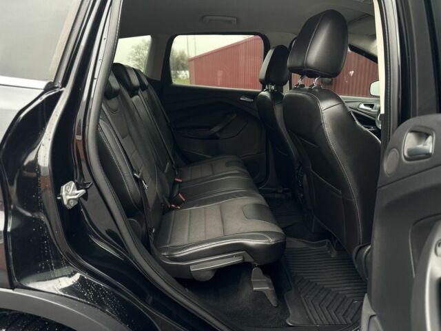 Черный Форд Куга, объемом двигателя 2 л и пробегом 155 тыс. км за 14500 $, фото 22 на Automoto.ua