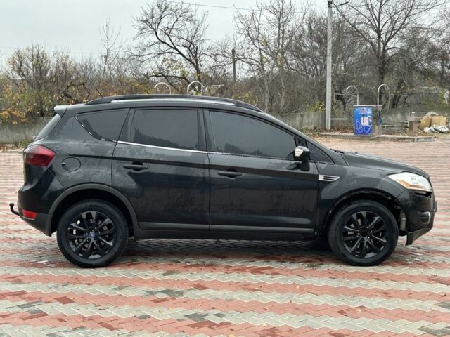 Чорний Форд Куга, об'ємом двигуна 2 л та пробігом 225 тис. км за 3350 $, фото 5 на Automoto.ua