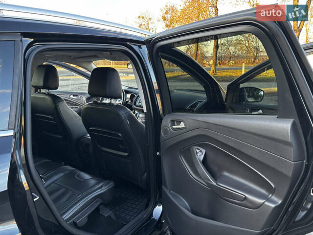 Черный Форд Куга, объемом двигателя 2 л и пробегом 234 тыс. км за 13500 $, фото 13 на Automoto.ua