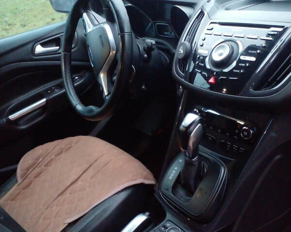 Черный Форд Куга, объемом двигателя 2 л и пробегом 231 тыс. км за 14500 $, фото 15 на Automoto.ua