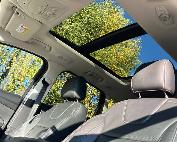 Черный Форд Куга, объемом двигателя 2 л и пробегом 217 тыс. км за 16999 $, фото 30 на Automoto.ua