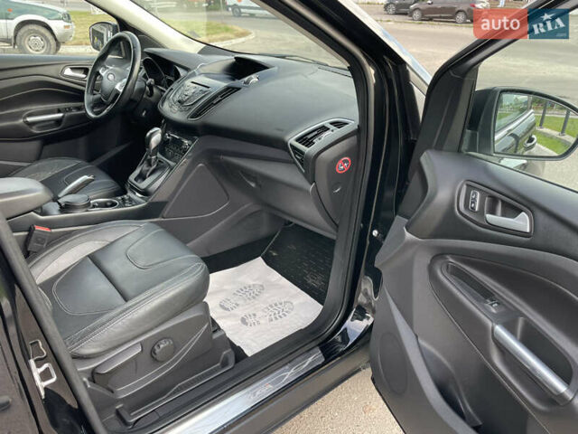 Черный Форд Куга, объемом двигателя 2 л и пробегом 164 тыс. км за 13990 $, фото 12 на Automoto.ua