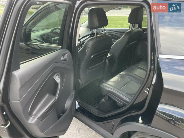 Черный Форд Куга, объемом двигателя 2 л и пробегом 164 тыс. км за 13990 $, фото 11 на Automoto.ua