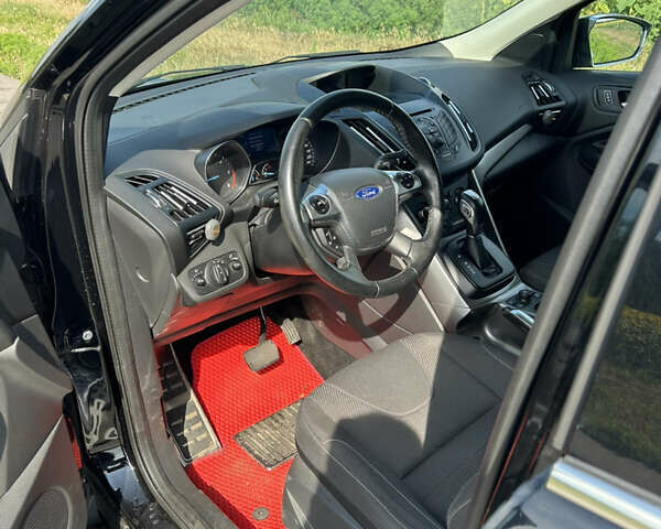 Черный Форд Куга, объемом двигателя 2 л и пробегом 160 тыс. км за 13500 $, фото 2 на Automoto.ua