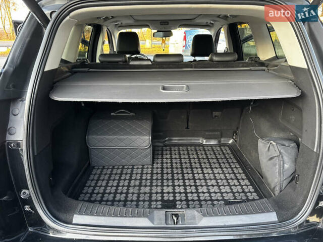 Черный Форд Куга, объемом двигателя 2 л и пробегом 234 тыс. км за 13500 $, фото 10 на Automoto.ua