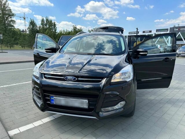 Черный Форд Куга, объемом двигателя 2 л и пробегом 205 тыс. км за 14500 $, фото 4 на Automoto.ua