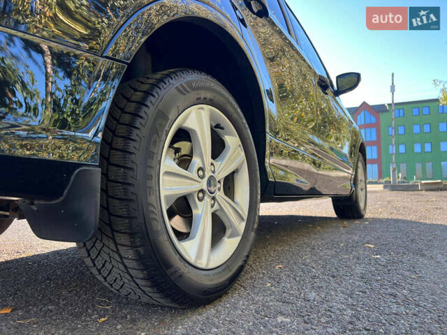 Черный Форд Куга, объемом двигателя 2 л и пробегом 217 тыс. км за 16999 $, фото 8 на Automoto.ua