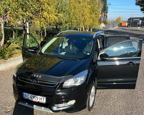 Черный Форд Куга, объемом двигателя 2 л и пробегом 217 тыс. км за 16999 $, фото 45 на Automoto.ua