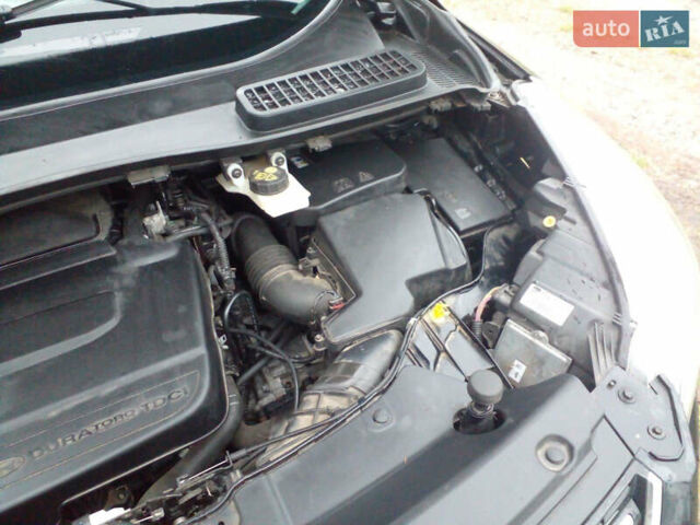 Черный Форд Куга, объемом двигателя 2 л и пробегом 231 тыс. км за 14500 $, фото 7 на Automoto.ua