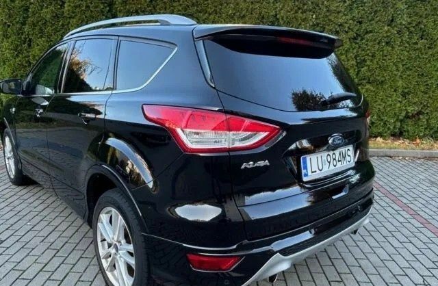 Черный Форд Куга, объемом двигателя 2 л и пробегом 170 тыс. км за 8500 $, фото 1 на Automoto.ua