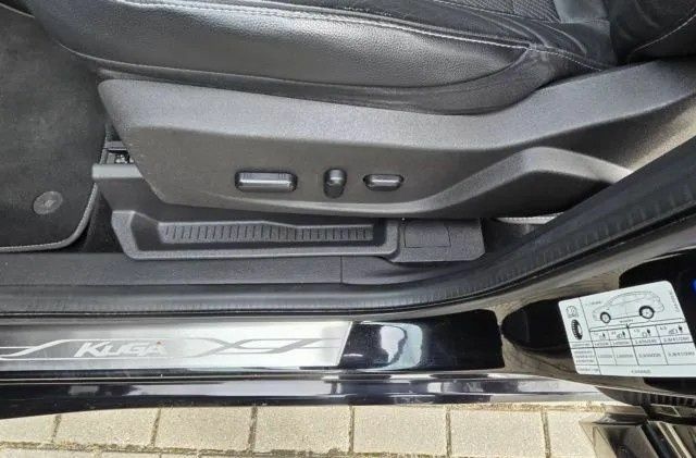 Черный Форд Куга, объемом двигателя 2 л и пробегом 170 тыс. км за 8500 $, фото 15 на Automoto.ua