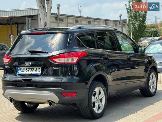 Чорний Форд Куга, об'ємом двигуна 2 л та пробігом 101 тис. км за 15500 $, фото 4 на Automoto.ua