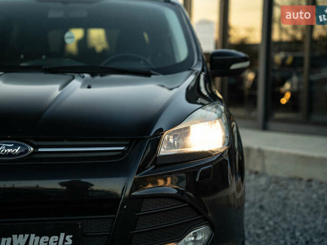 Черный Форд Куга, объемом двигателя 2 л и пробегом 229 тыс. км за 12800 $, фото 9 на Automoto.ua