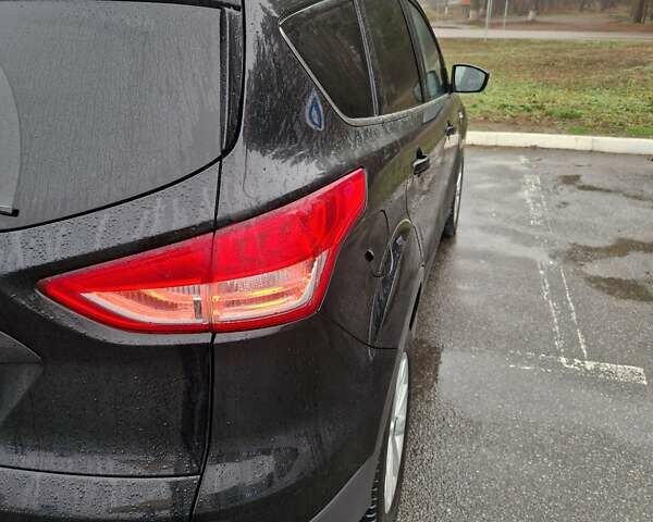 Чорний Форд Куга, об'ємом двигуна 2 л та пробігом 234 тис. км за 16500 $, фото 1 на Automoto.ua