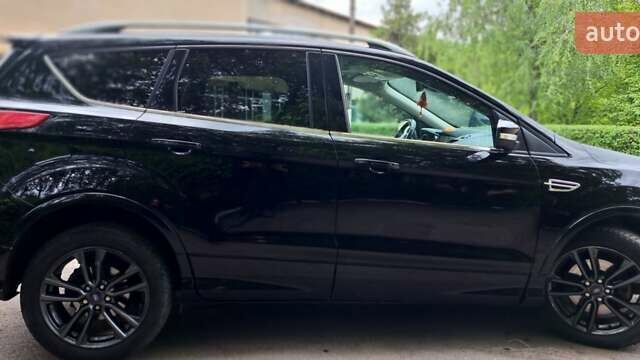 Форд Куга 2016 в Подольск (Котовск) на Automoto.ua Черный Форд Куга, объемом двигателя 2 л и пробегом 197 тыс. км за 15700 $, фото 5 на Automoto.ua
