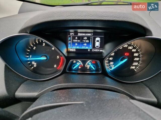 Чорний Форд Куга, об'ємом двигуна 2 л та пробігом 234 тис. км за 16500 $, фото 6 на Automoto.ua