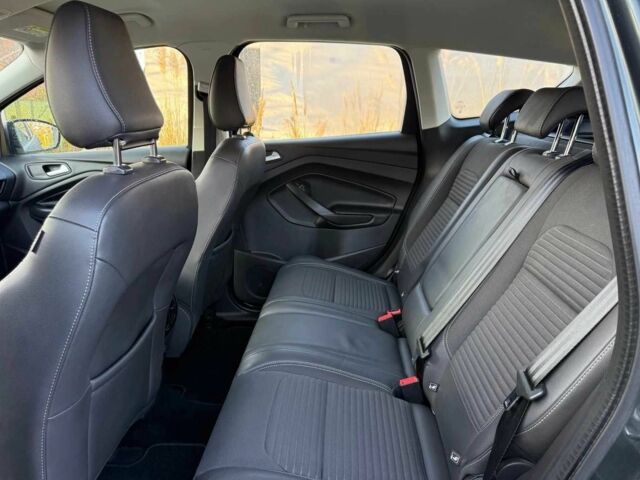 Черный Форд Куга, объемом двигателя 1.5 л и пробегом 103 тыс. км за 9499 $, фото 5 на Automoto.ua