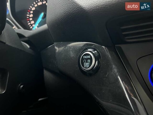 Черный Форд Куга, объемом двигателя 1.5 л и пробегом 92 тыс. км за 17298 $, фото 23 на Automoto.ua