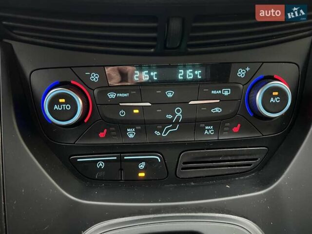 Черный Форд Куга, объемом двигателя 1.5 л и пробегом 92 тыс. км за 17298 $, фото 26 на Automoto.ua