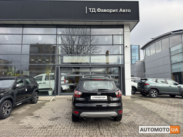 Чорний Форд Куга, об'ємом двигуна 2 л та пробігом 48 тис. км за 22500 $, фото 4 на Automoto.ua