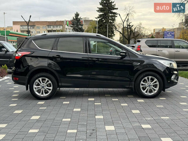 Черный Форд Куга, объемом двигателя 1.5 л и пробегом 187 тыс. км за 16500 $, фото 7 на Automoto.ua