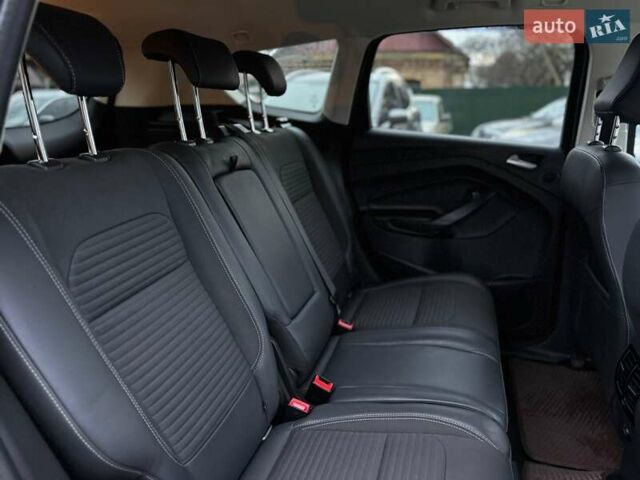 Черный Форд Куга, объемом двигателя 2 л и пробегом 222 тыс. км за 17200 $, фото 32 на Automoto.ua