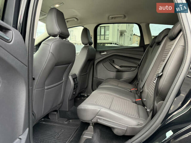 Чорний Форд Куга, об'ємом двигуна 1.5 л та пробігом 188 тис. км за 16500 $, фото 37 на Automoto.ua