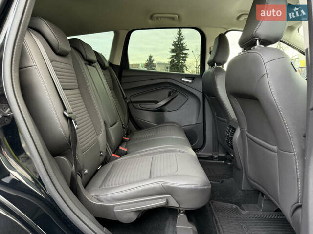 Чорний Форд Куга, об'ємом двигуна 1.5 л та пробігом 188 тис. км за 16500 $, фото 39 на Automoto.ua