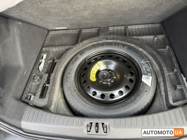 Чорний Форд Куга, об'ємом двигуна 2 л та пробігом 48 тис. км за 22500 $, фото 6 на Automoto.ua