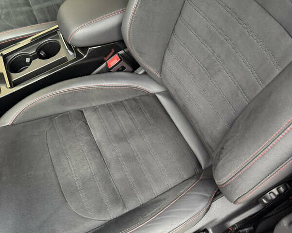 Чорний Форд Куга, об'ємом двигуна 2 л та пробігом 168 тис. км за 18900 $, фото 30 на Automoto.ua