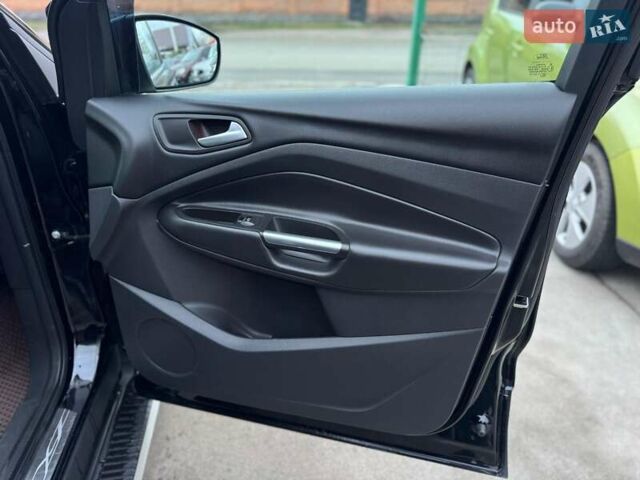 Черный Форд Куга, объемом двигателя 2 л и пробегом 222 тыс. км за 17200 $, фото 34 на Automoto.ua
