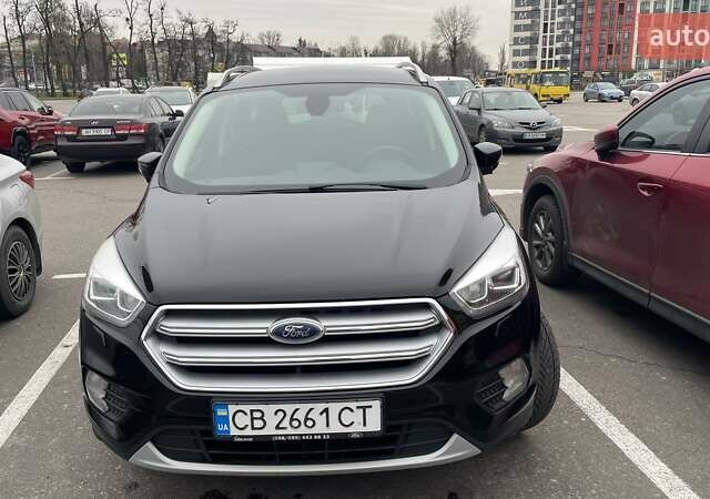 Черный Форд Куга, объемом двигателя 2 л и пробегом 153 тыс. км за 18900 $, фото 1 на Automoto.ua