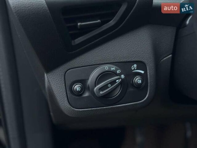 Черный Форд Куга, объемом двигателя 2 л и пробегом 222 тыс. км за 17200 $, фото 20 на Automoto.ua