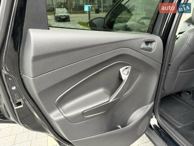 Черный Форд Куга, объемом двигателя 1.5 л и пробегом 187 тыс. км за 16500 $, фото 35 на Automoto.ua