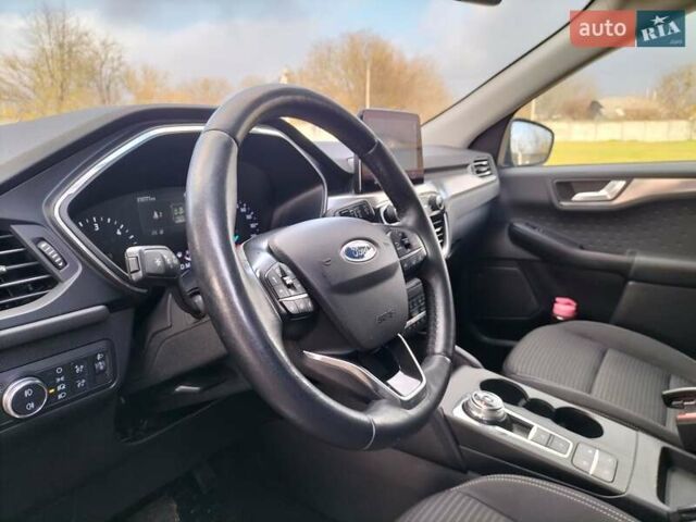 Черный Форд Куга, объемом двигателя 1.5 л и пробегом 226 тыс. км за 19800 $, фото 19 на Automoto.ua