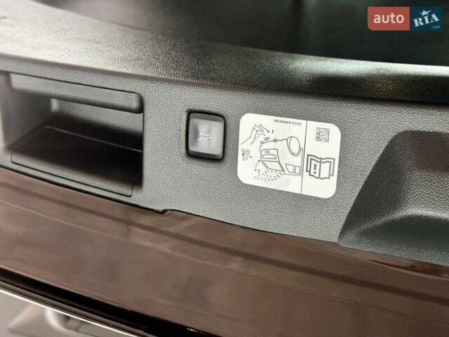 Черный Форд Куга, объемом двигателя 2.49 л и пробегом 142 тыс. км за 26990 $, фото 49 на Automoto.ua