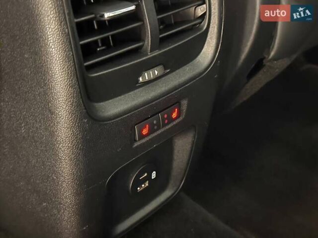 Черный Форд Куга, объемом двигателя 2.49 л и пробегом 142 тыс. км за 26990 $, фото 37 на Automoto.ua