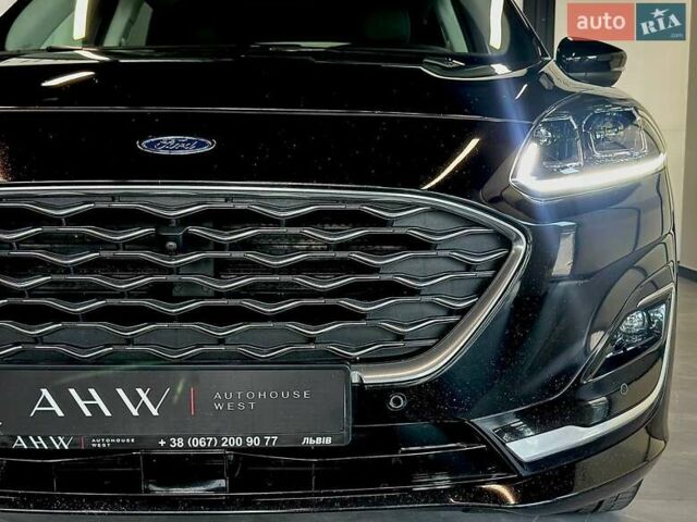 Черный Форд Куга, объемом двигателя 2.49 л и пробегом 142 тыс. км за 26990 $, фото 3 на Automoto.ua