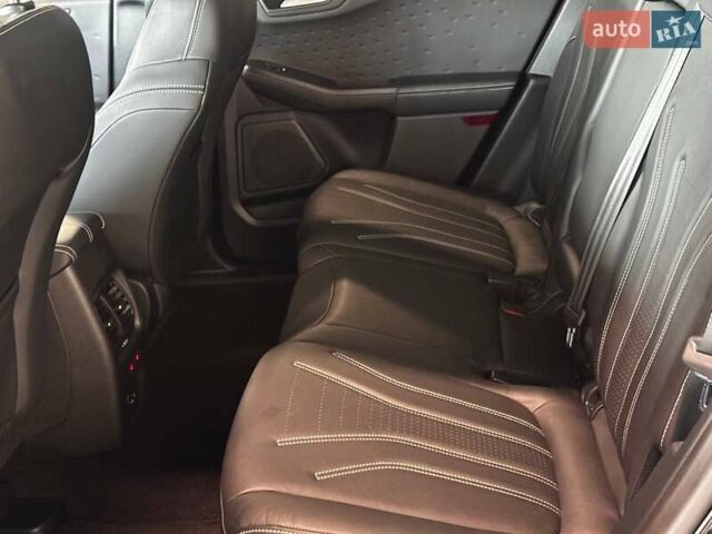 Черный Форд Куга, объемом двигателя 2.49 л и пробегом 142 тыс. км за 26990 $, фото 36 на Automoto.ua