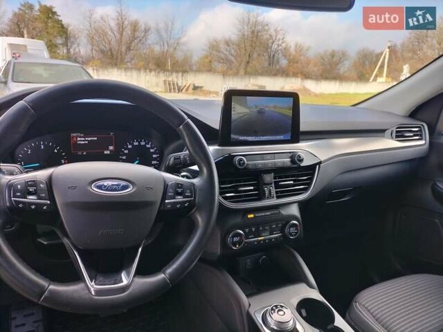 Черный Форд Куга, объемом двигателя 1.5 л и пробегом 226 тыс. км за 19800 $, фото 22 на Automoto.ua