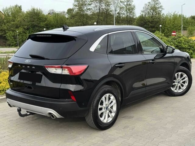 Чорний Форд Куга, об'ємом двигуна 2 л та пробігом 37 тис. км за 16500 $, фото 3 на Automoto.ua